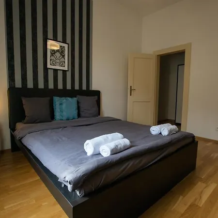 Riverside Spirit Apart Otel