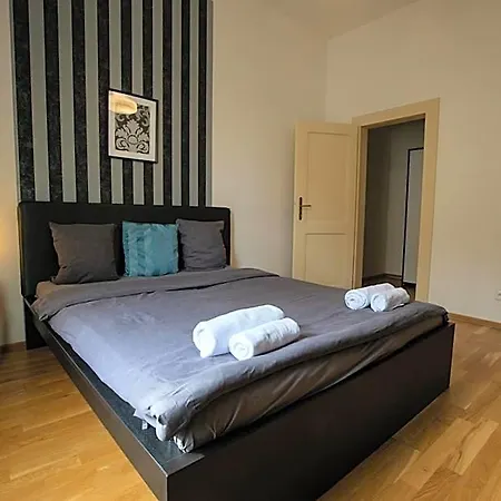 Riverside Spirit 3* Praha
