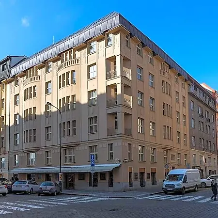 Riverside Spirit Aparthotel