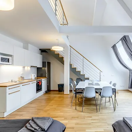 Riverside Spirit Apart Otel Prag