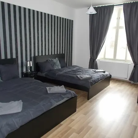 Riverside Spirit Apart Otel Prag
