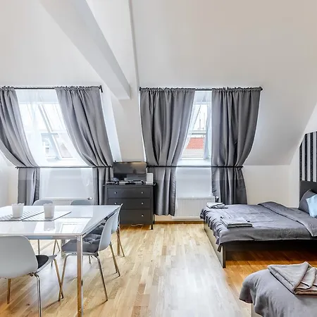 Riverside Spirit 3* Praga